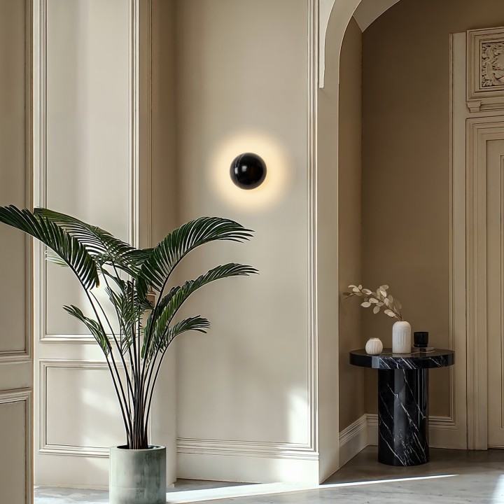 Aplique de pared Vita hecha con mármol negro y luz ajustable - Sulion